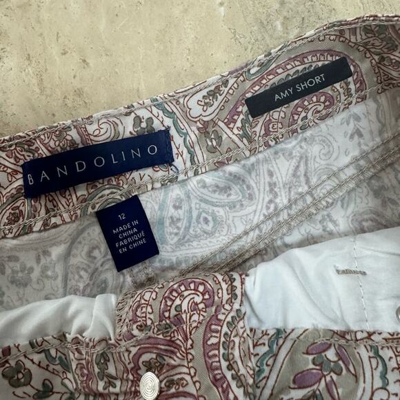Bandolino Womans Shorts Size 12 Amy Short Cotton Cuffed Paisley Print Stretch - Picture 3 of 8